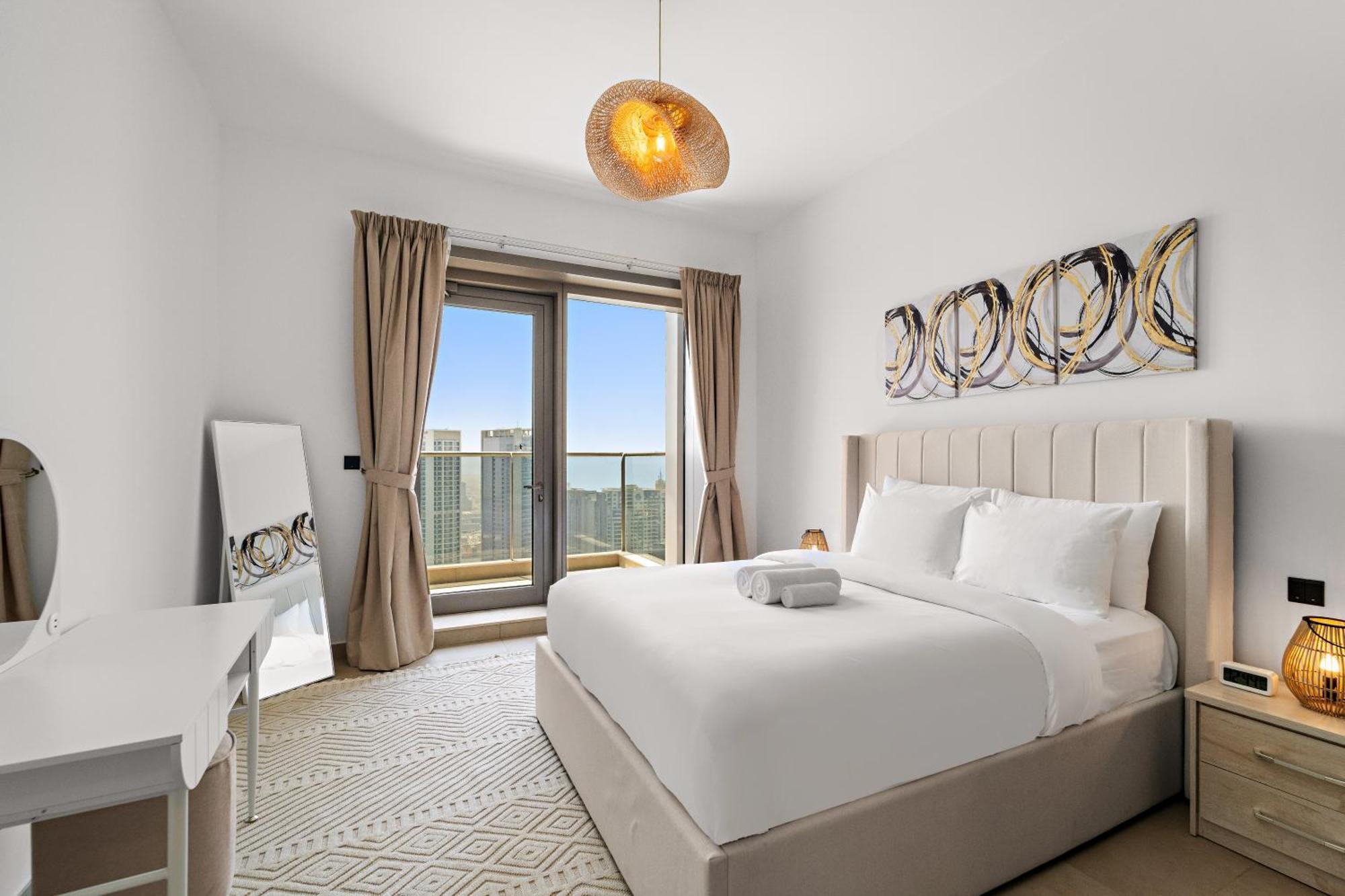 Apartment Waterfront View 1br With Gym, Pool & Sauna *